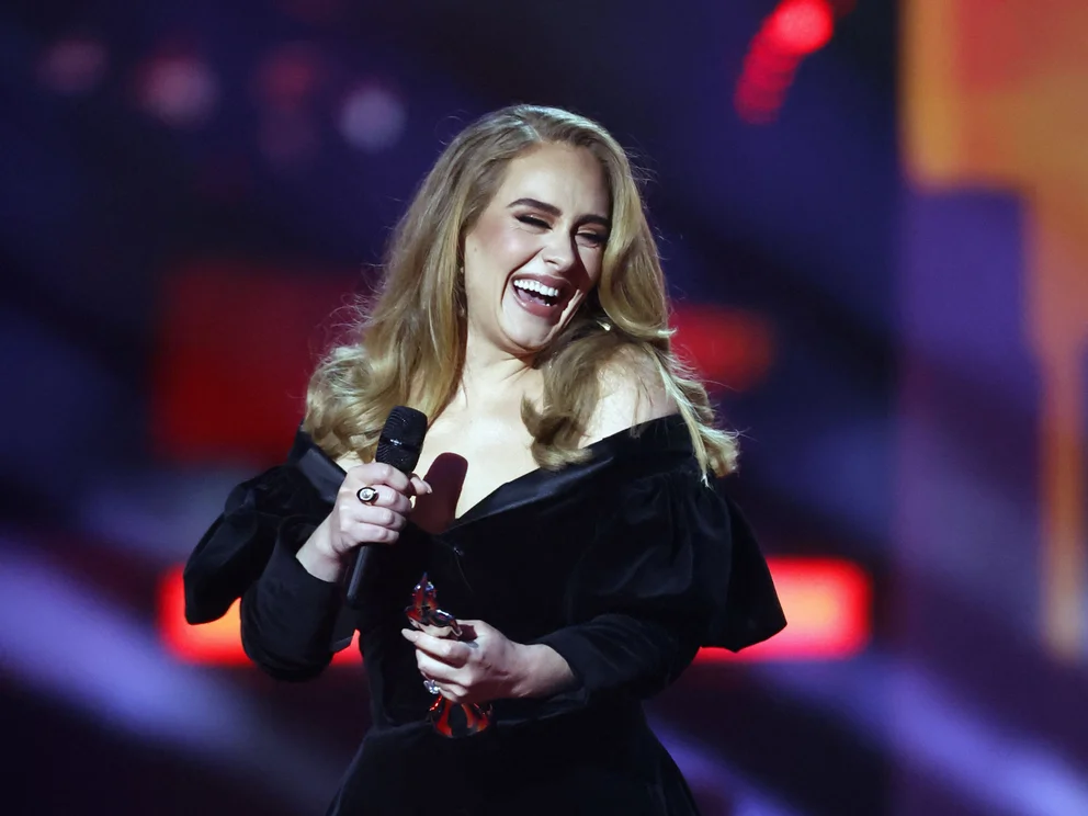 Adele arrasa en los Brit Awards 2022