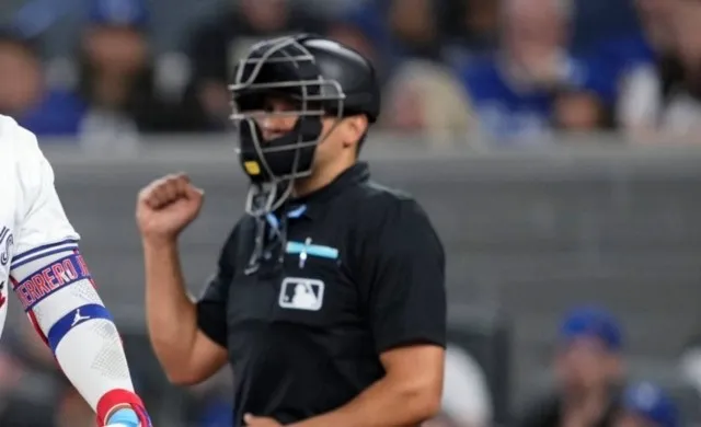 MLB: ¡Totalmente perdido! Umpire poncha a bateador de Yankees con dos strikes